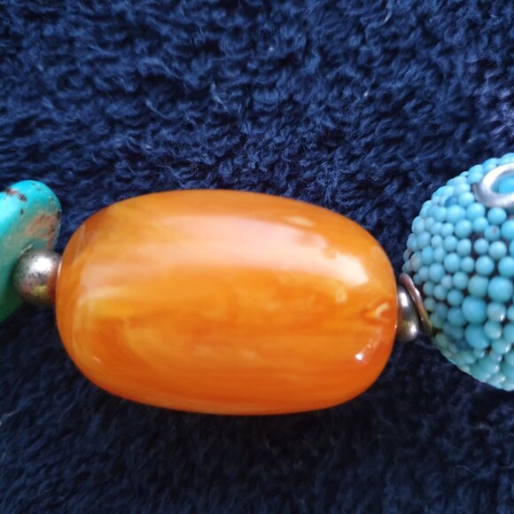 Chunky Vintage Tribal Butterscotch Turquoise Bakelite Statement Necklace - Picture 10 of 15